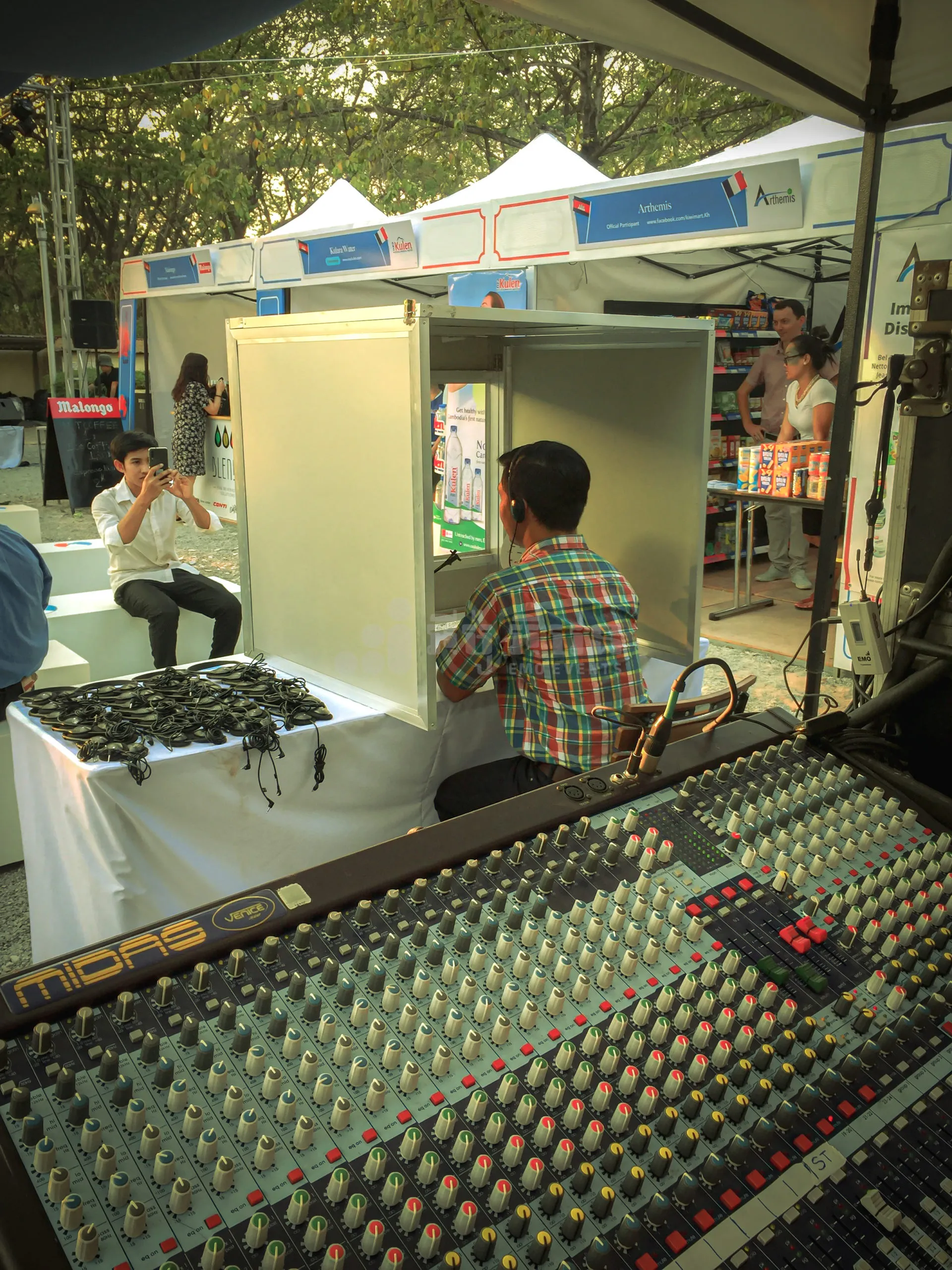 Simultaneous Interpretation Equipment Rental Company