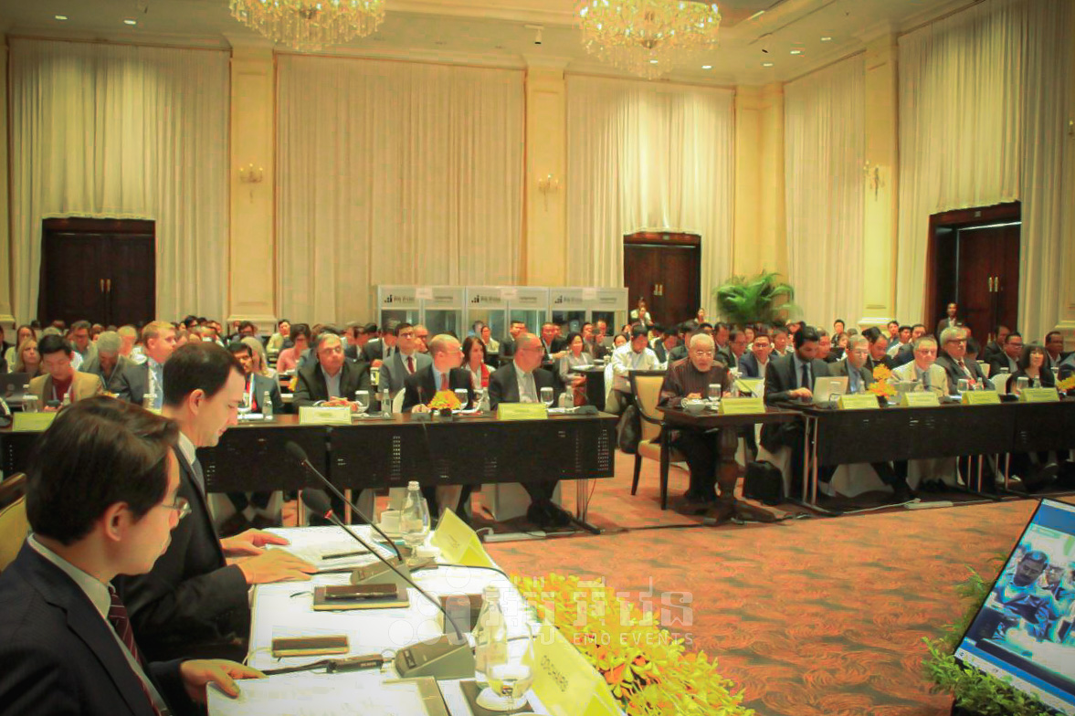 Simultaneous Interpretation System setup" to improve SEO.